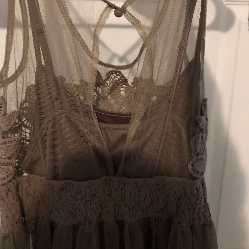 Dress - Picture 4 of 4